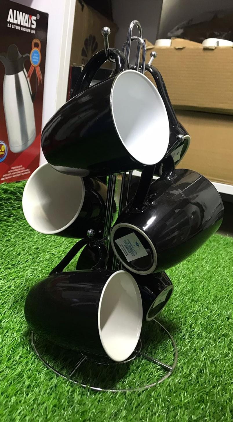 simple cups black