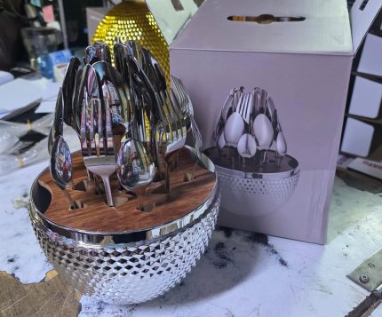 Egg shell  24pcs executive set-silver